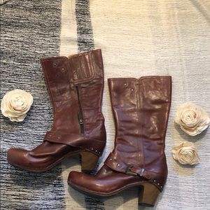 Dansko women’s leather westerns style healed boot